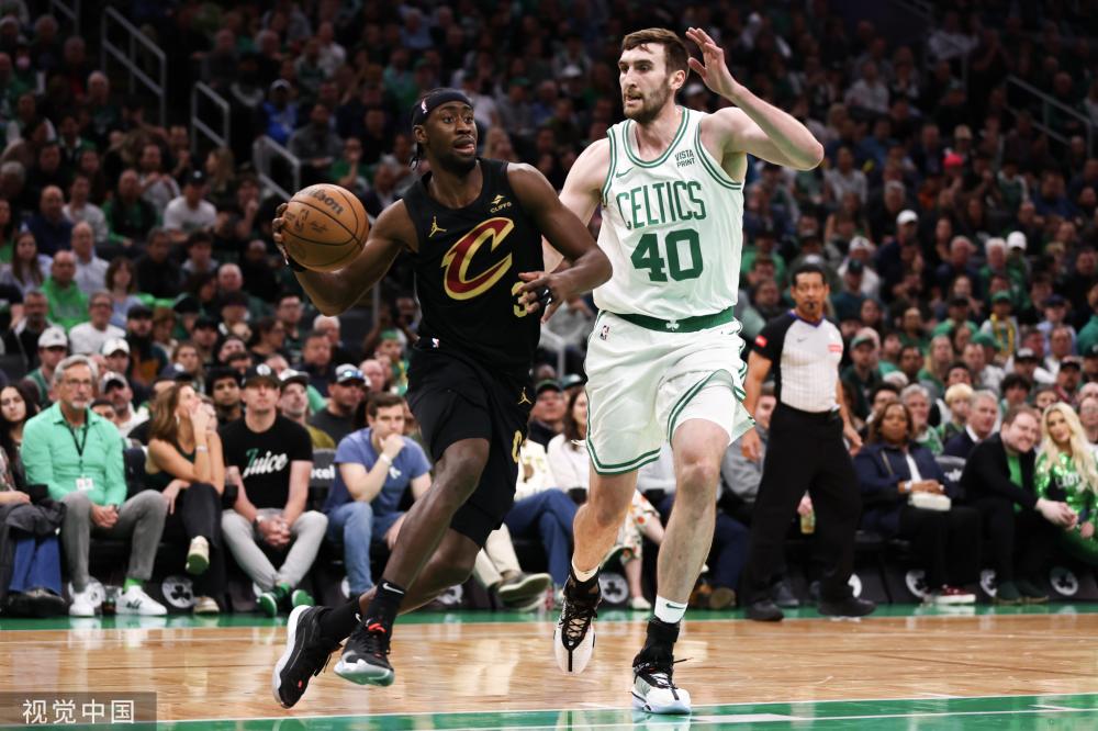 琼斯通过溜 琼斯通过溜