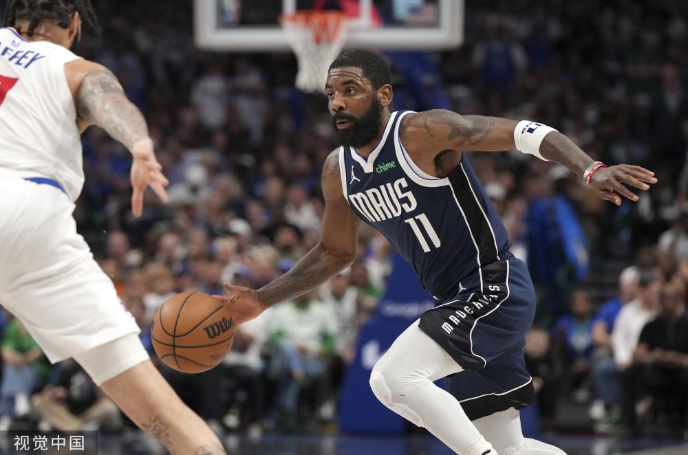 他们分别在 他们分别在