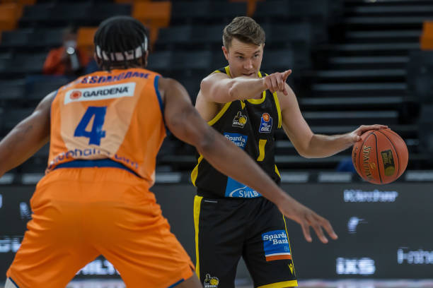 难度同样显 难度同样显