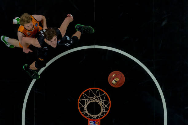 振奋了那不 振奋了那不